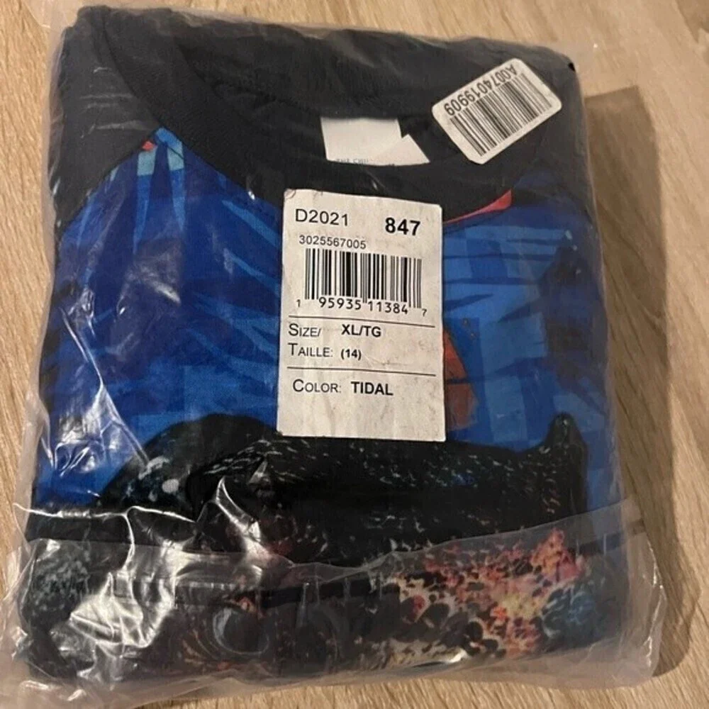 Boys Dino Shark Pajamas Size 14 (XL/TG).